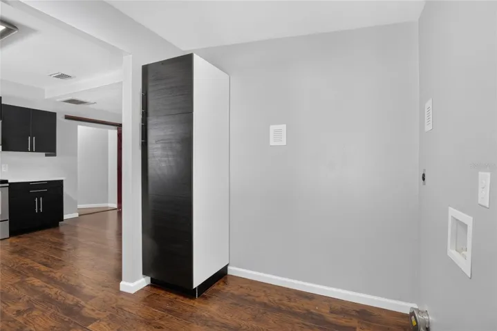 laundry utility room