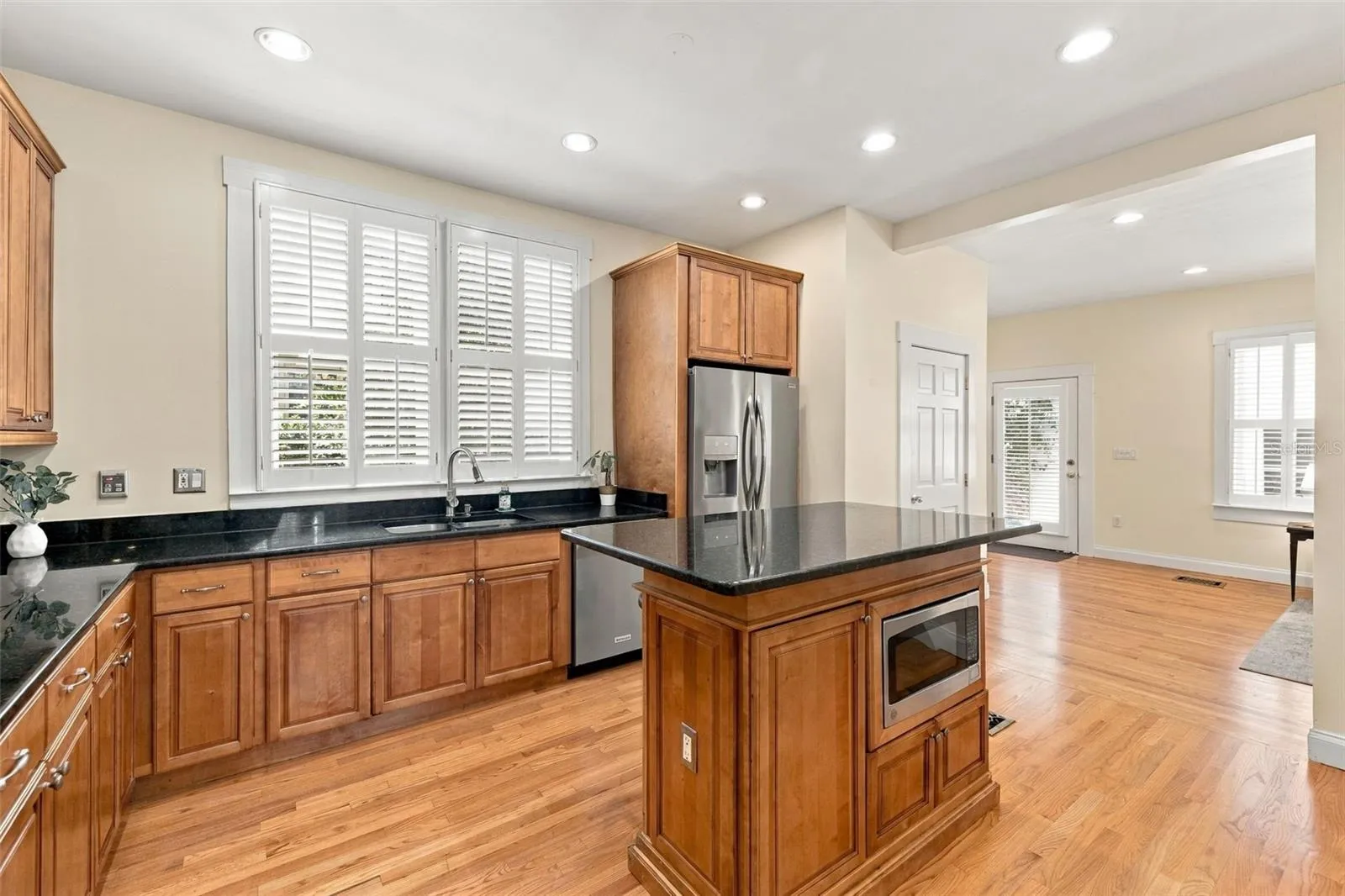 Spacious Kitchen