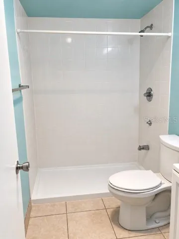 Waking shower