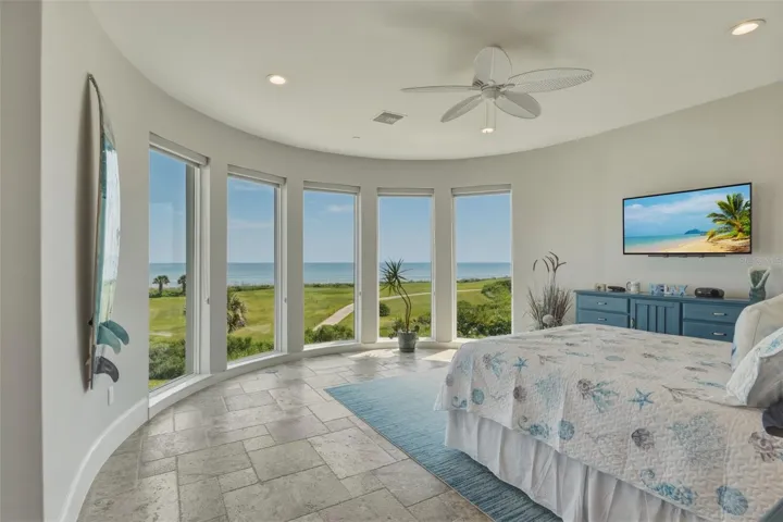 GUEST ROOM WITH AMAZING OCEAN AND GOLF COURSE VISTAS