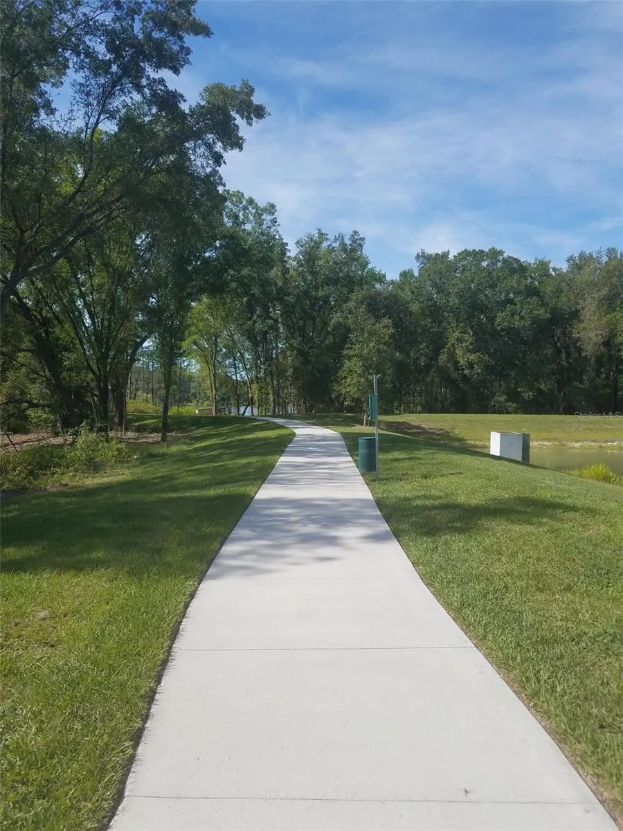 Lake Walk Way