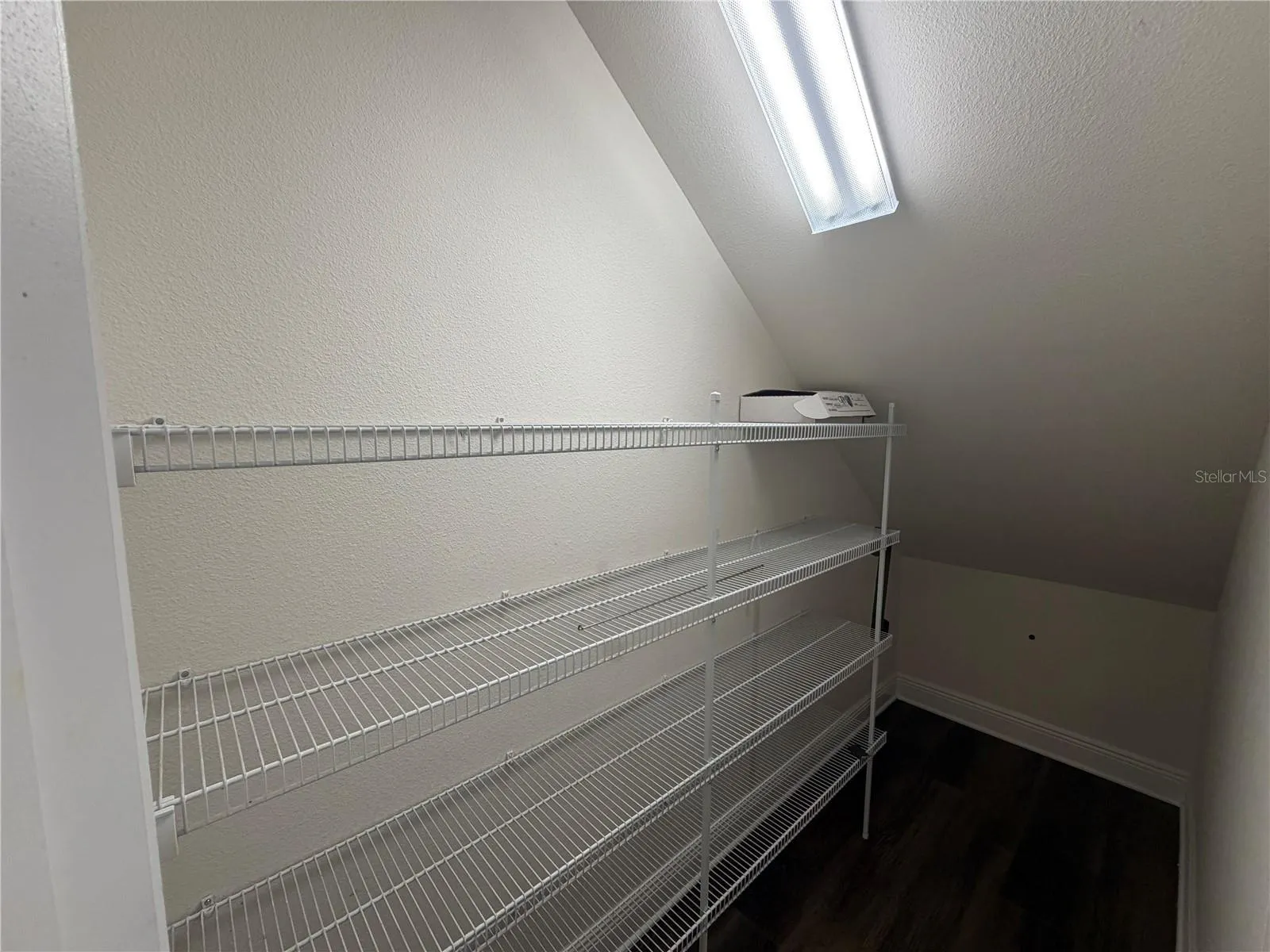 Walk in pantry