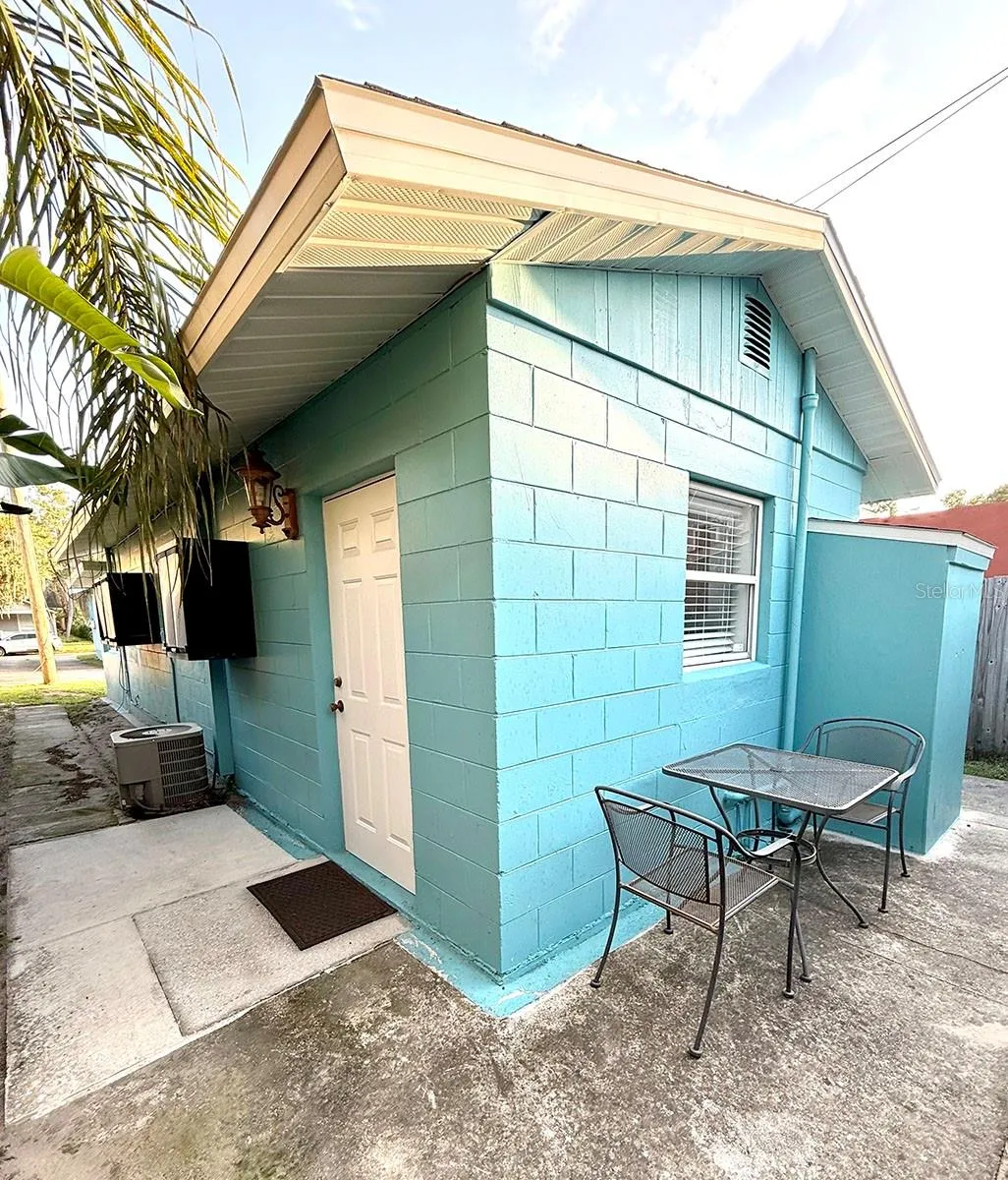 Cottage ADU Rear