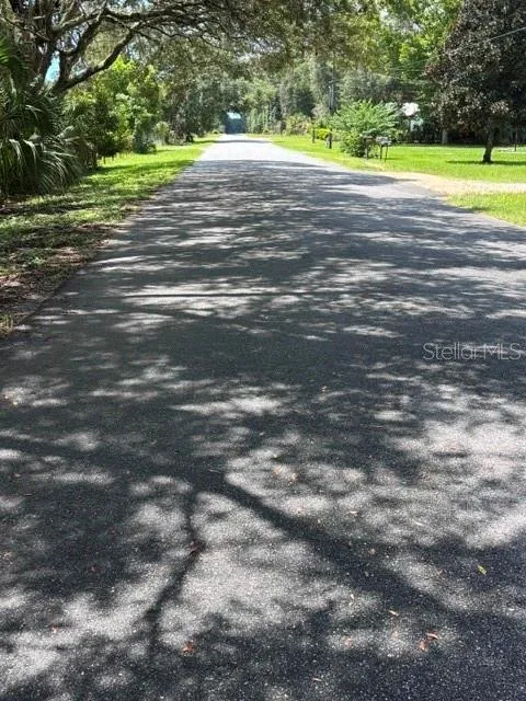 NW 95 St paved road