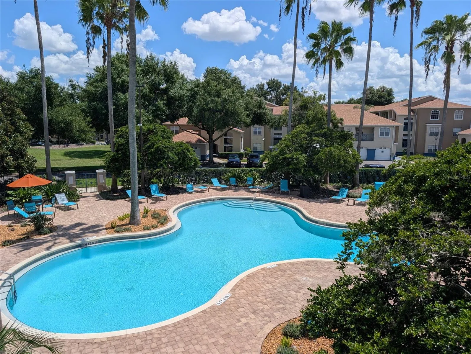 A very inviting pool