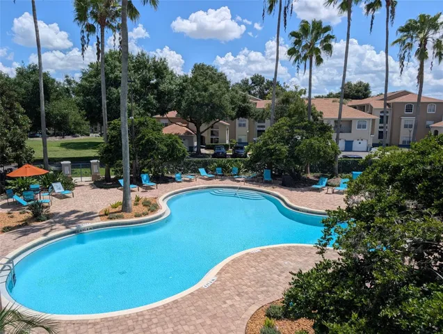 A very inviting pool