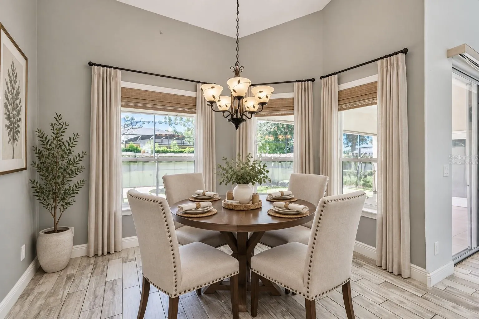 Breakfast Room - Virtually Staged