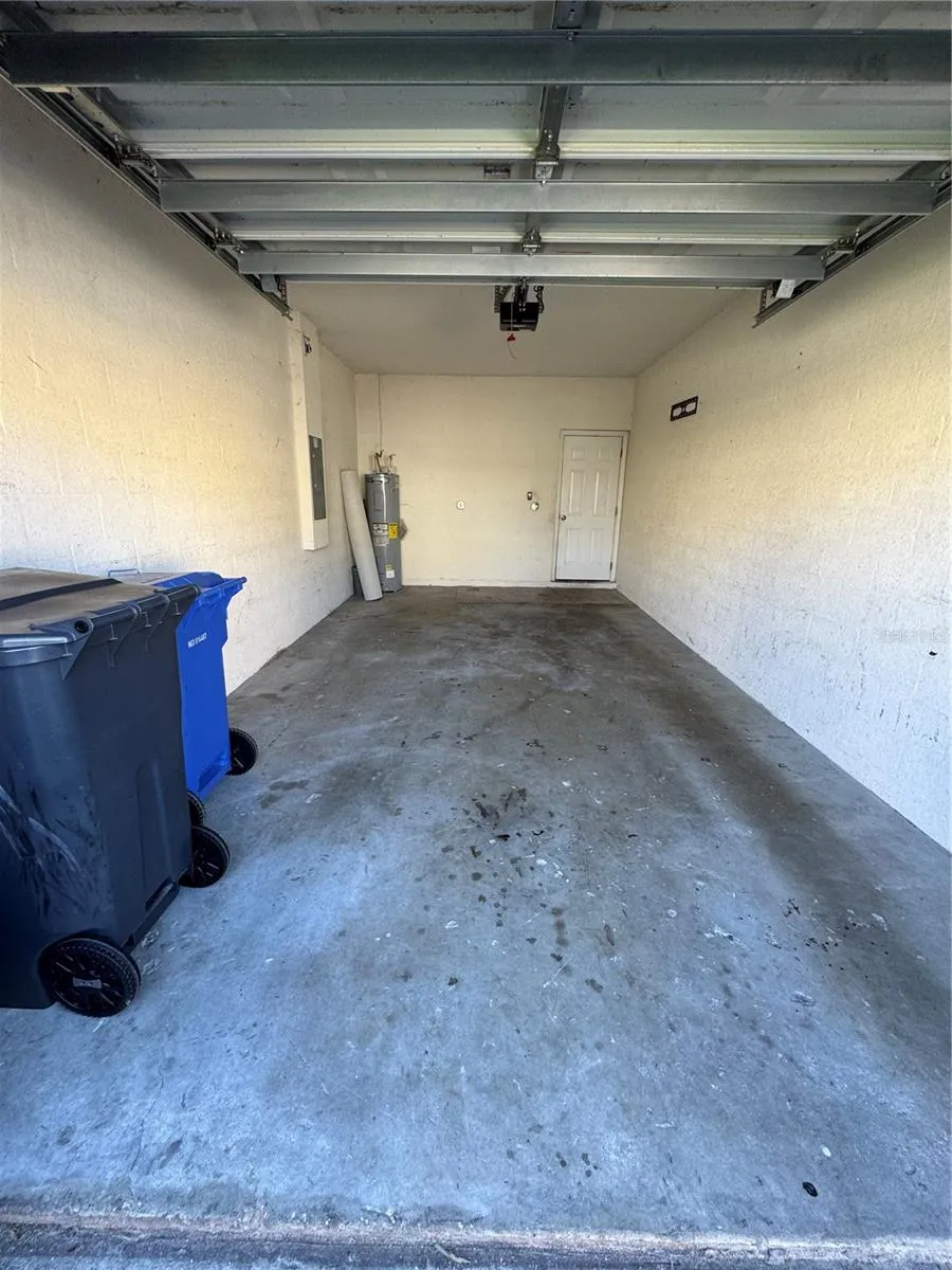 1 car garage