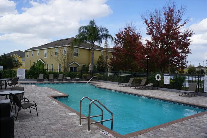Community pool