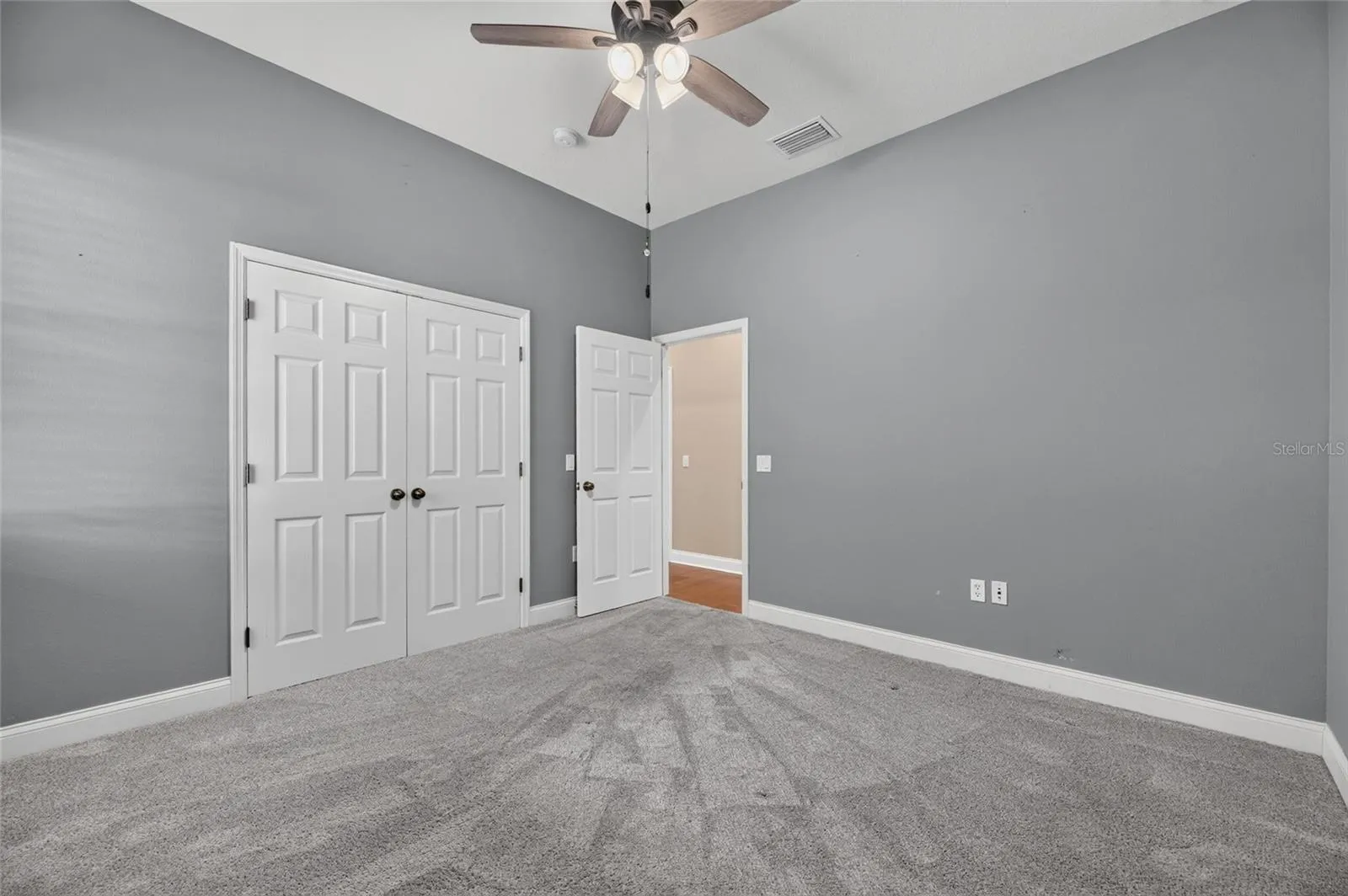Guest bedroom 4