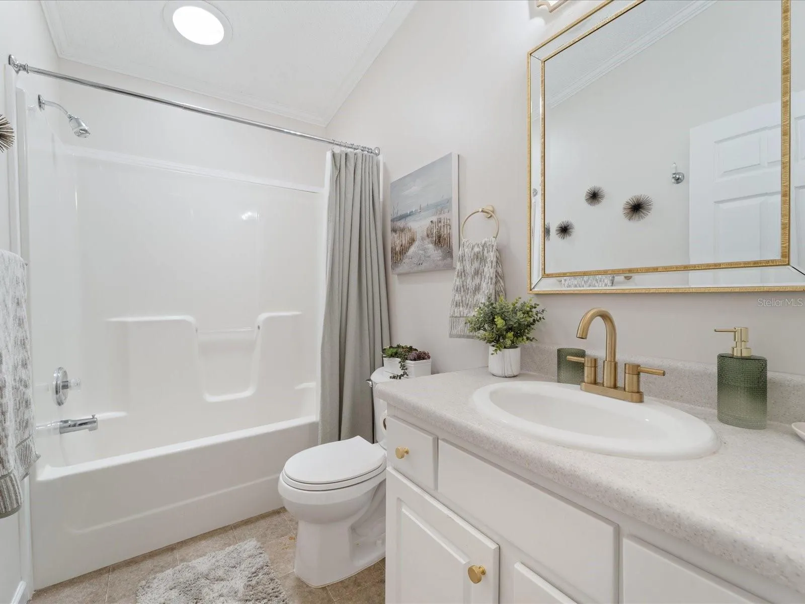 Guest bathroom