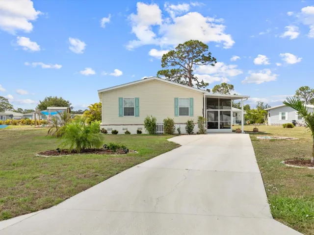 Front of 9182 Pinehaven Way