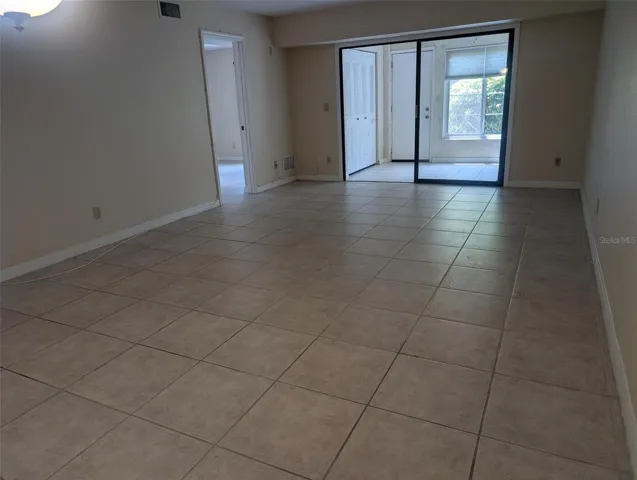 Living Room &amp; Back Porch