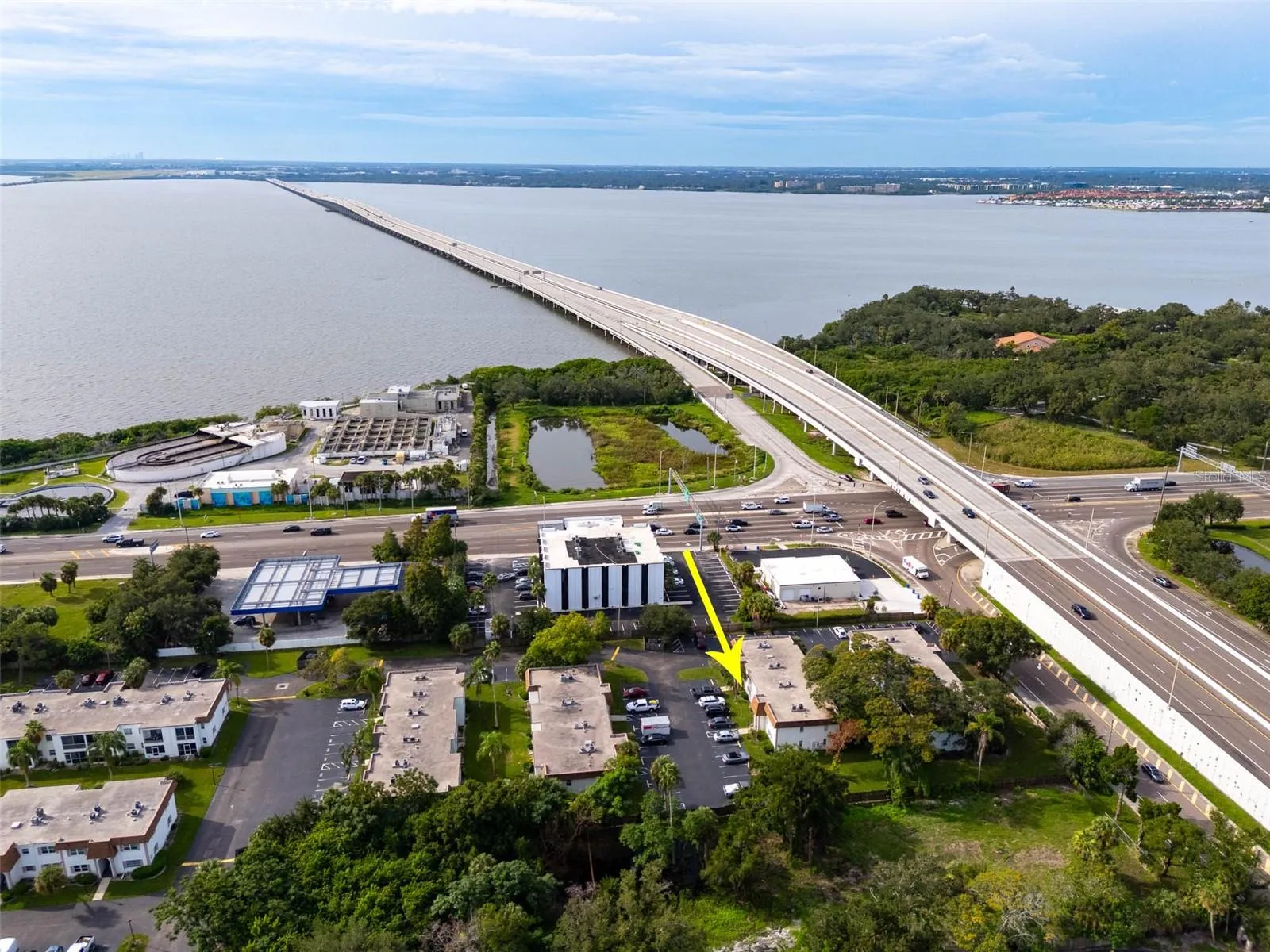 Close to Courtney Campbell Causeway