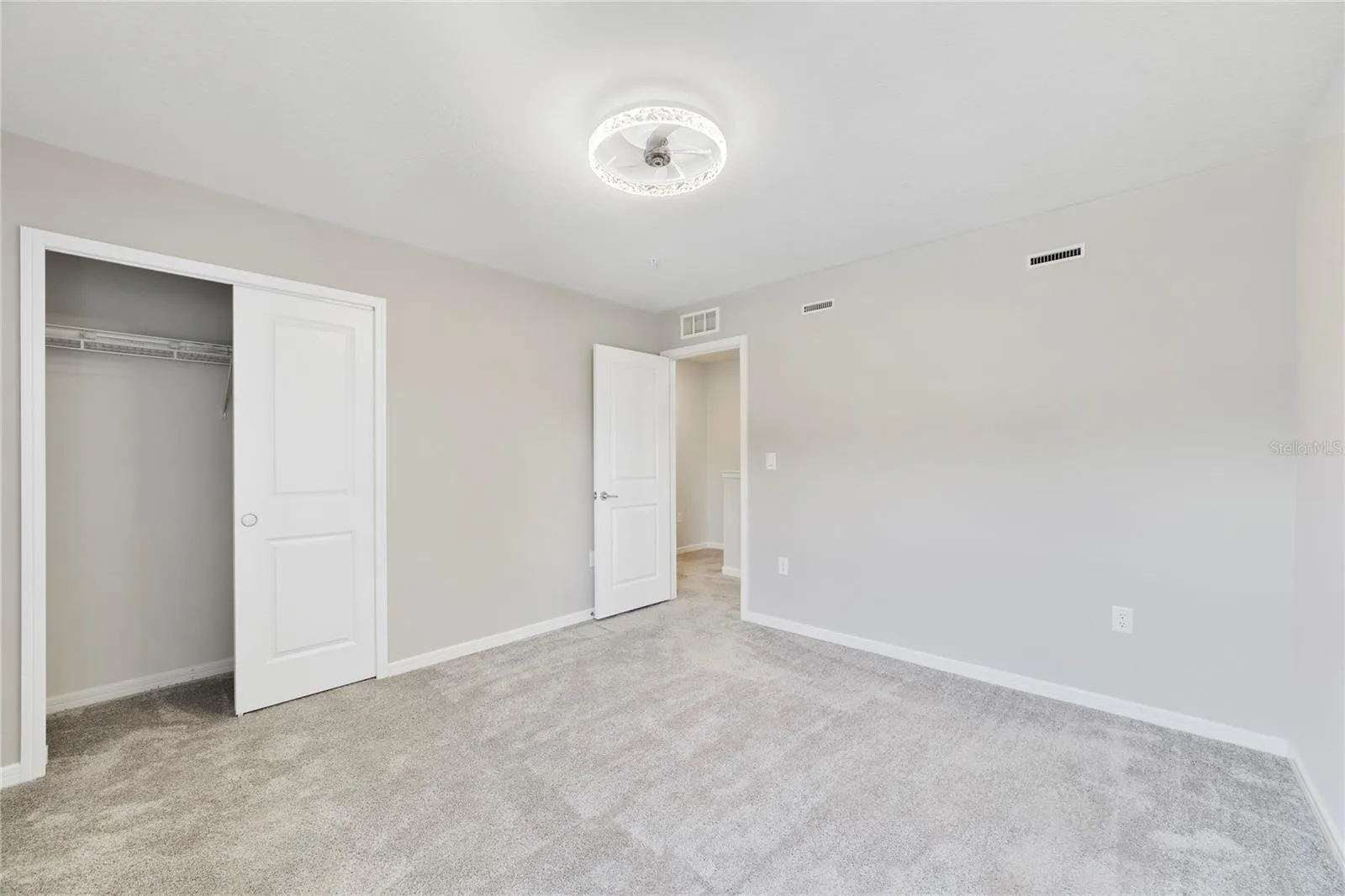 Guest bedroom 2
