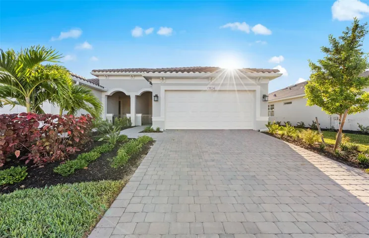 Ellenwood floorplan, homes may vary.