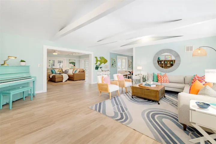 A great layout for entertaining