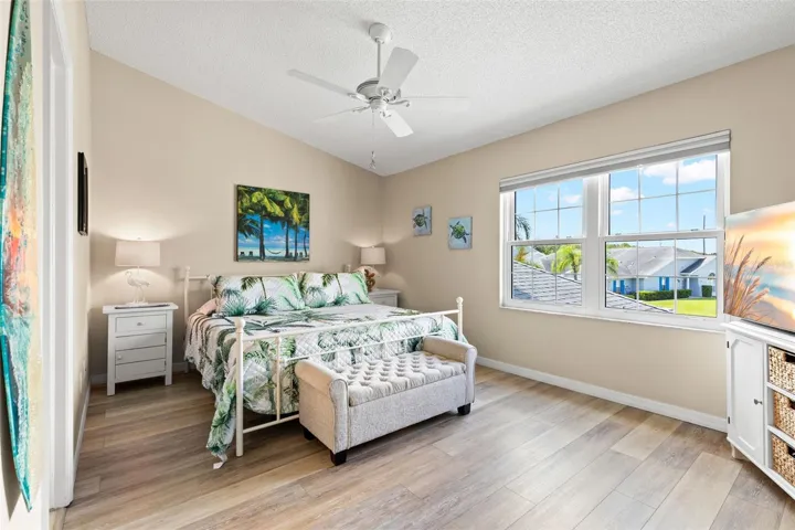 Primary suite