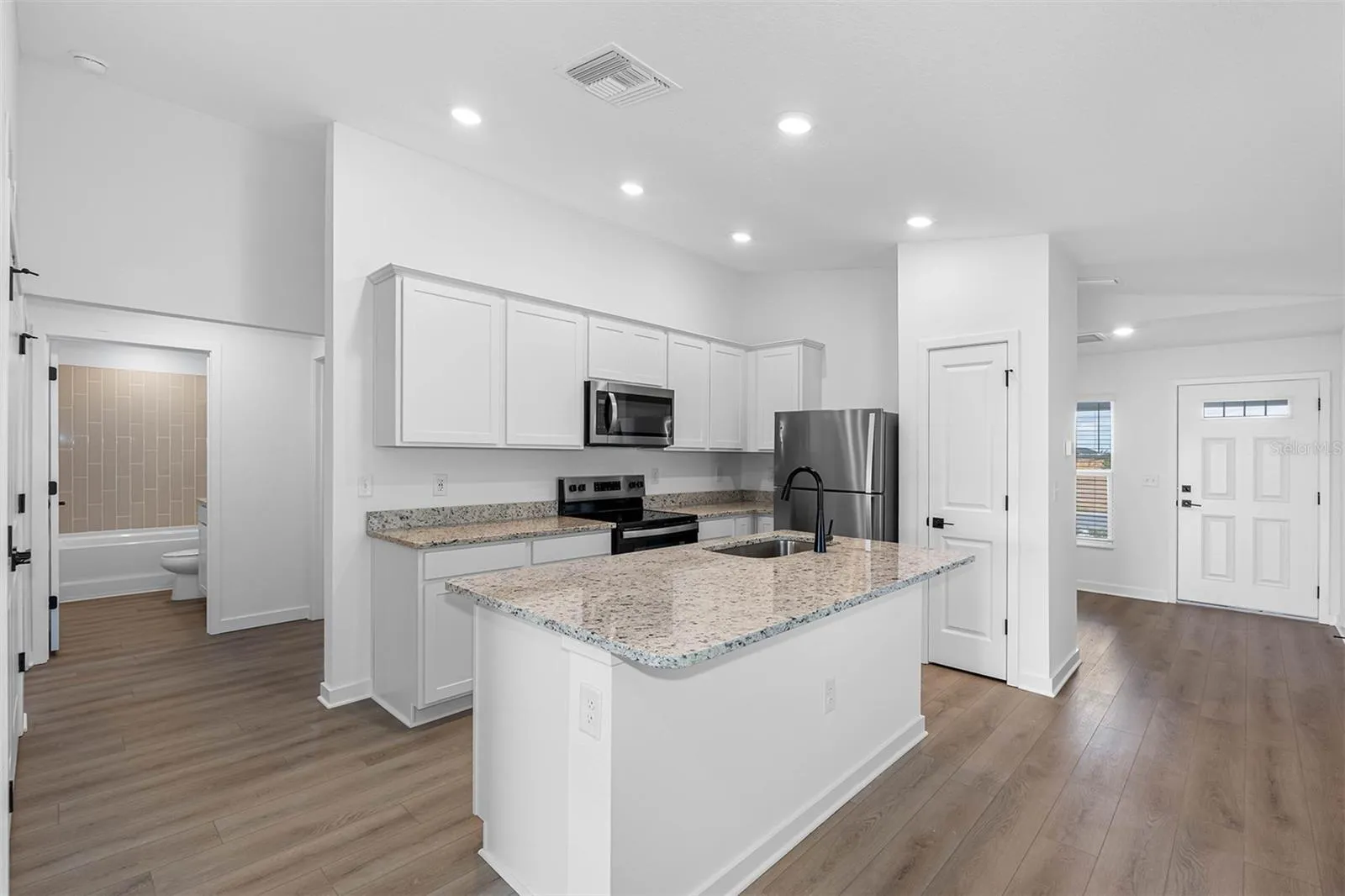 7142 Canopy Ln, Lakeland, Florida 33809 — photo 2