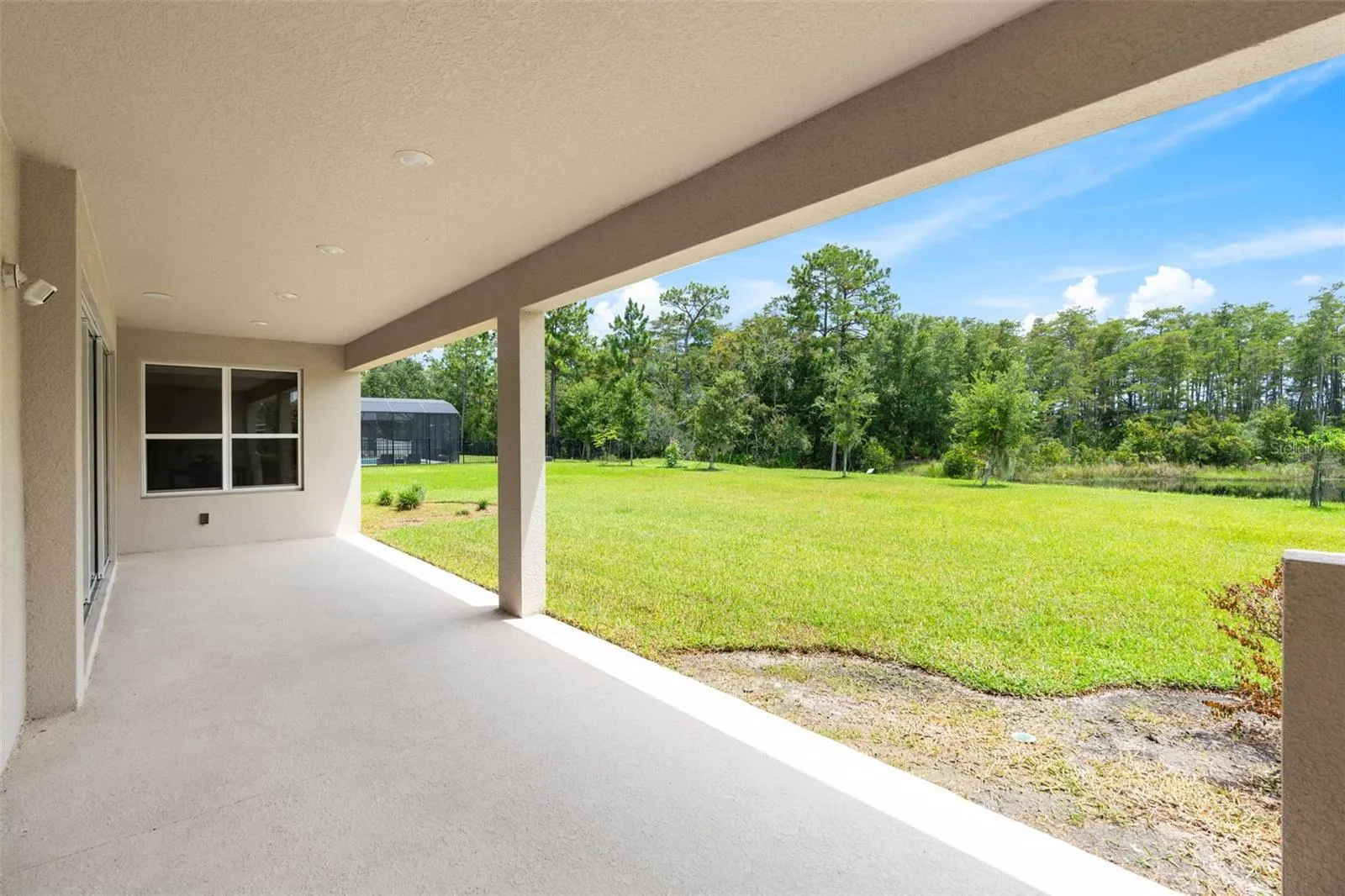 Large covered lanai.