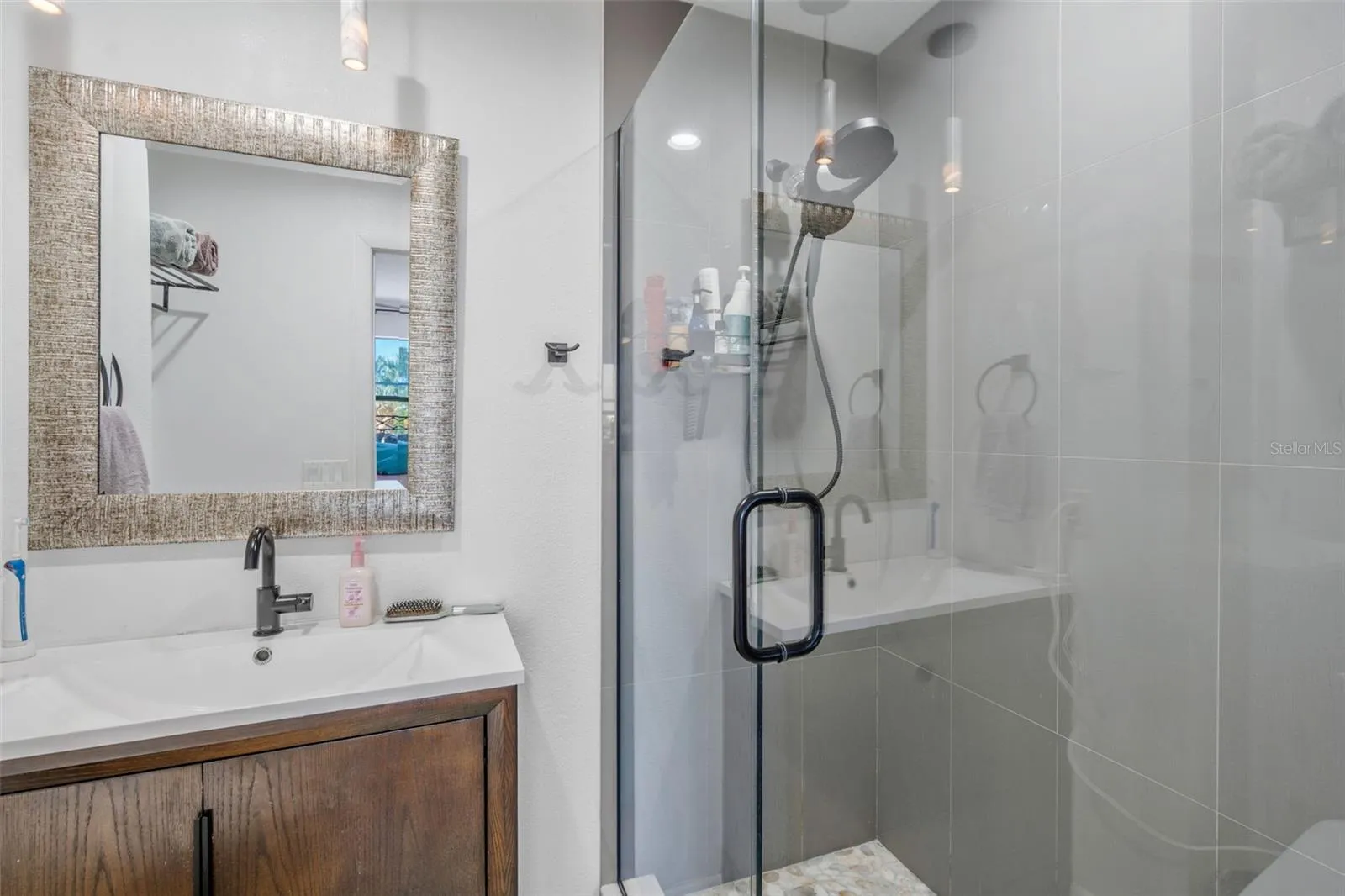 Primary Bedroom Bathroom