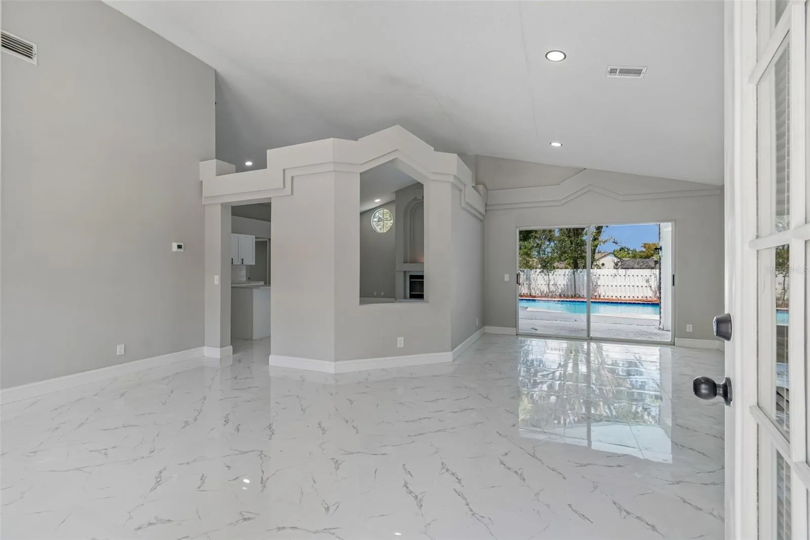 3315 Silverpond Dr, Plant City, Florida 33566 — photo 7