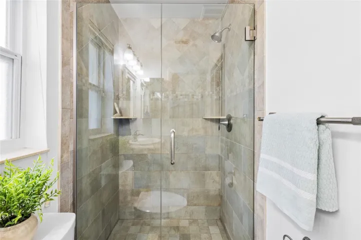Ensuite bathroom