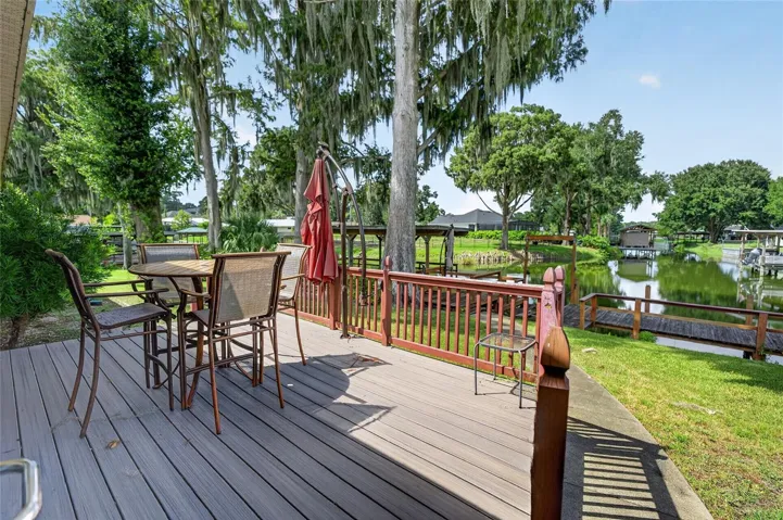 Deck