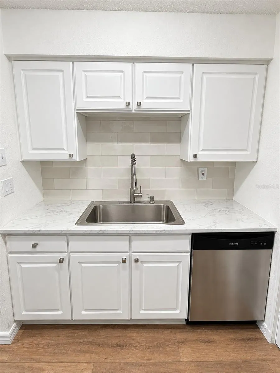 Kitchen-sink & dishwasher on right