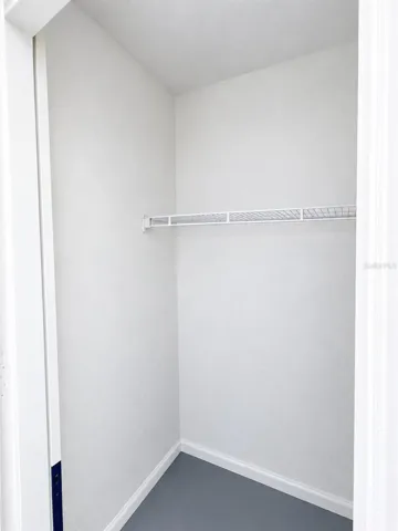 Bedroom walking closet