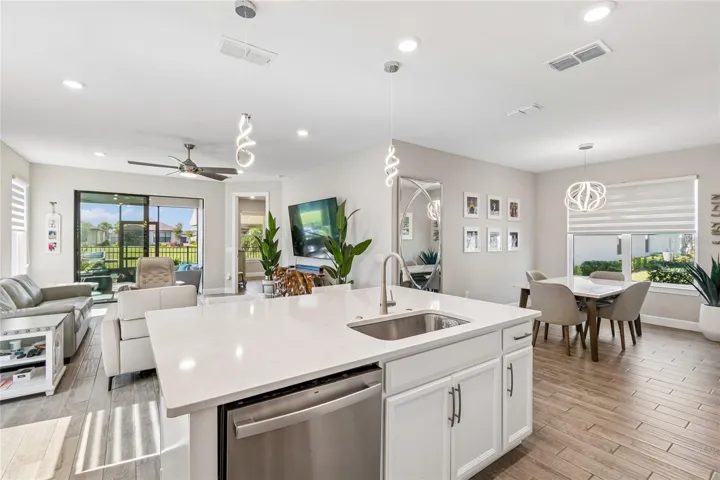PENDANT LIGHTING