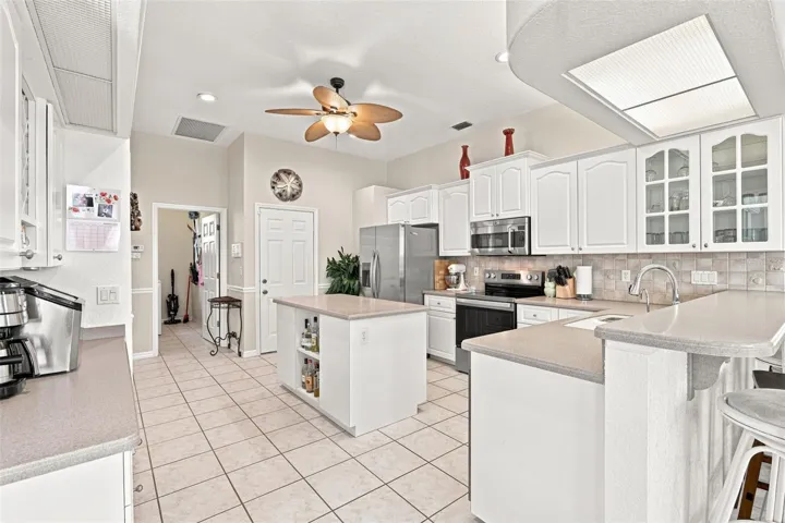 Chef Worthy Kitchen