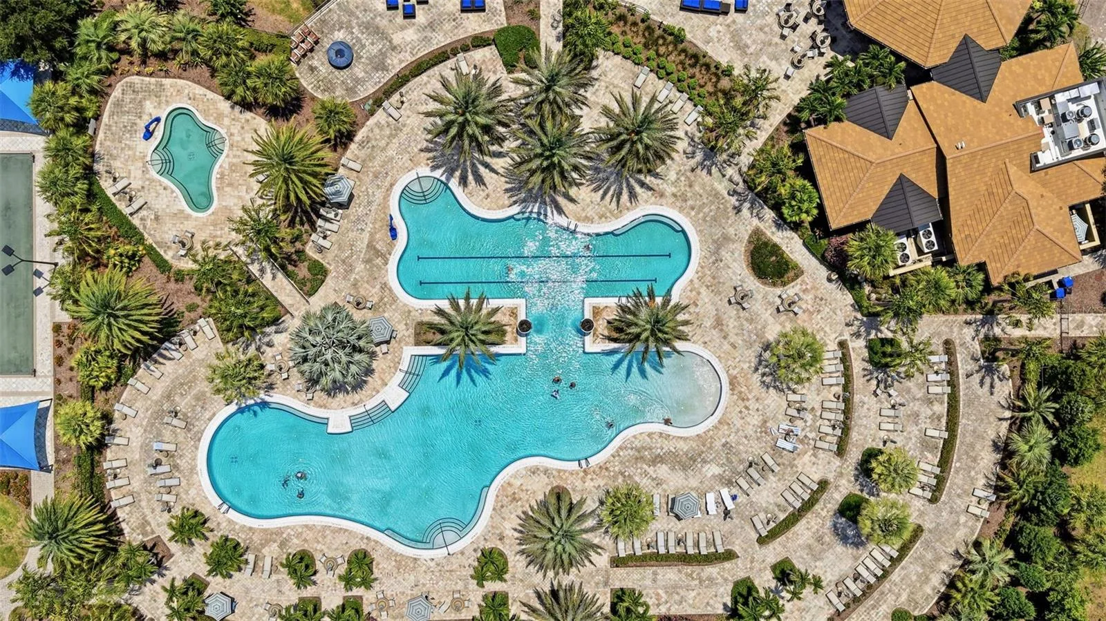 Cluhouse Pool
