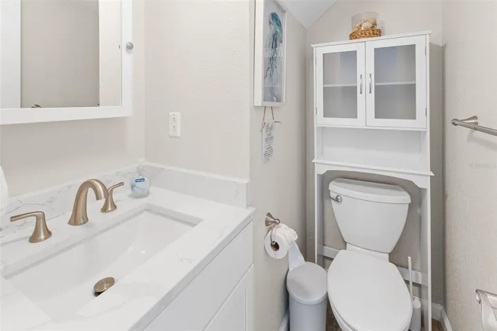1st Floor Bathroom