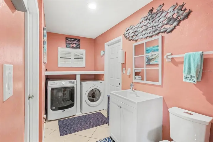 Laundry room and 1/2 bath