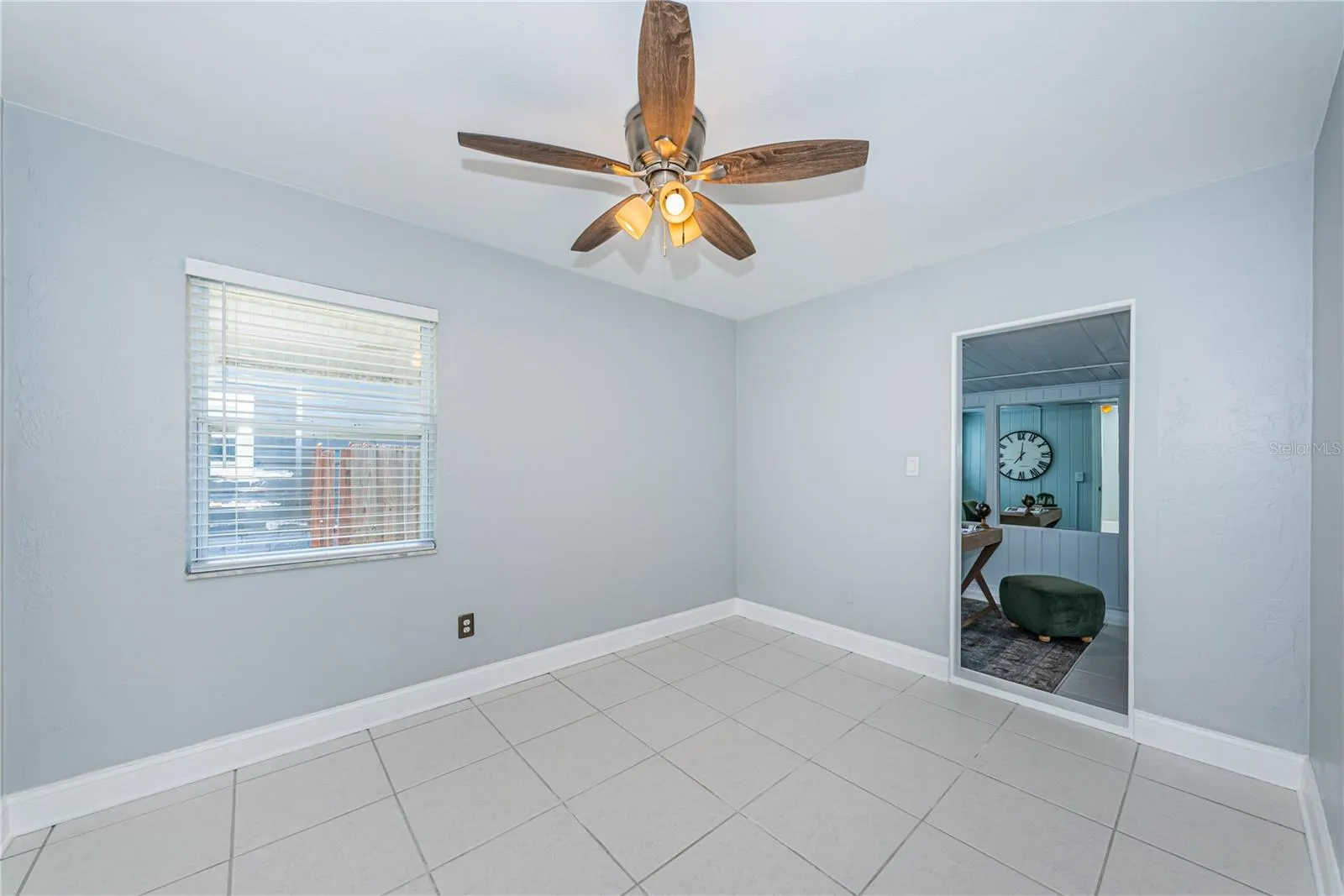 12.8’x9.6’ 2nd Bed or Potential Master Bed