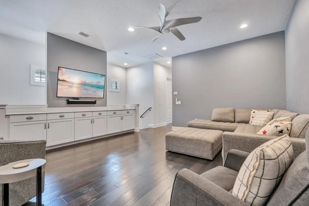 Loft Sitting/Media room