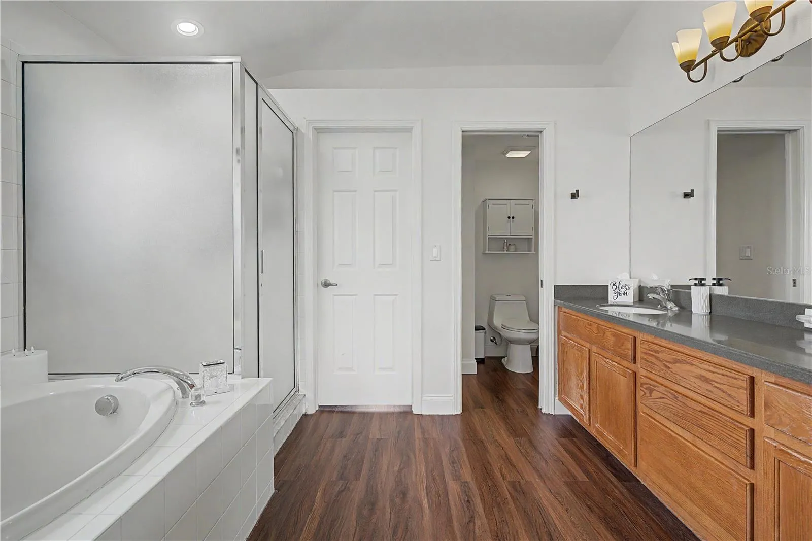 Primary Bathroom - 9837 Jasmine Brook Circle