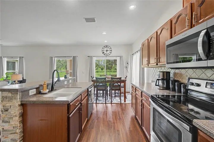 Kitchen - 9837 Jasmine Brook Circle
