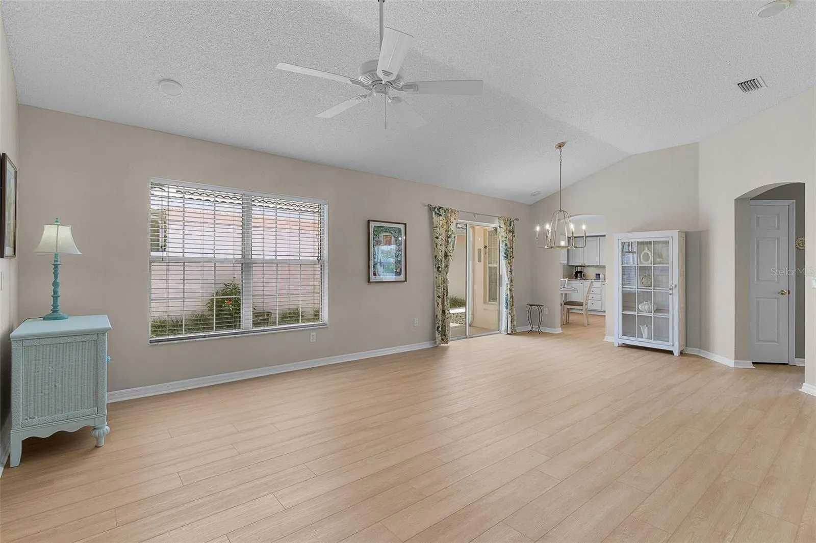 Living/Dining