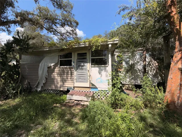 Front of home; in need of extensive TLC