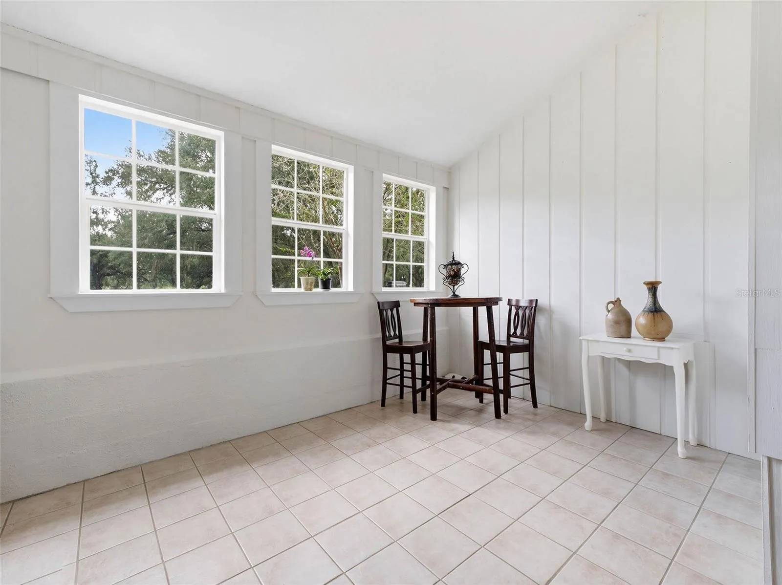 FLORIDA ROOM