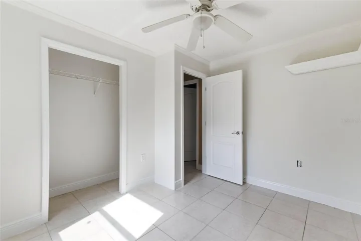INTERIOR BUILDING 2