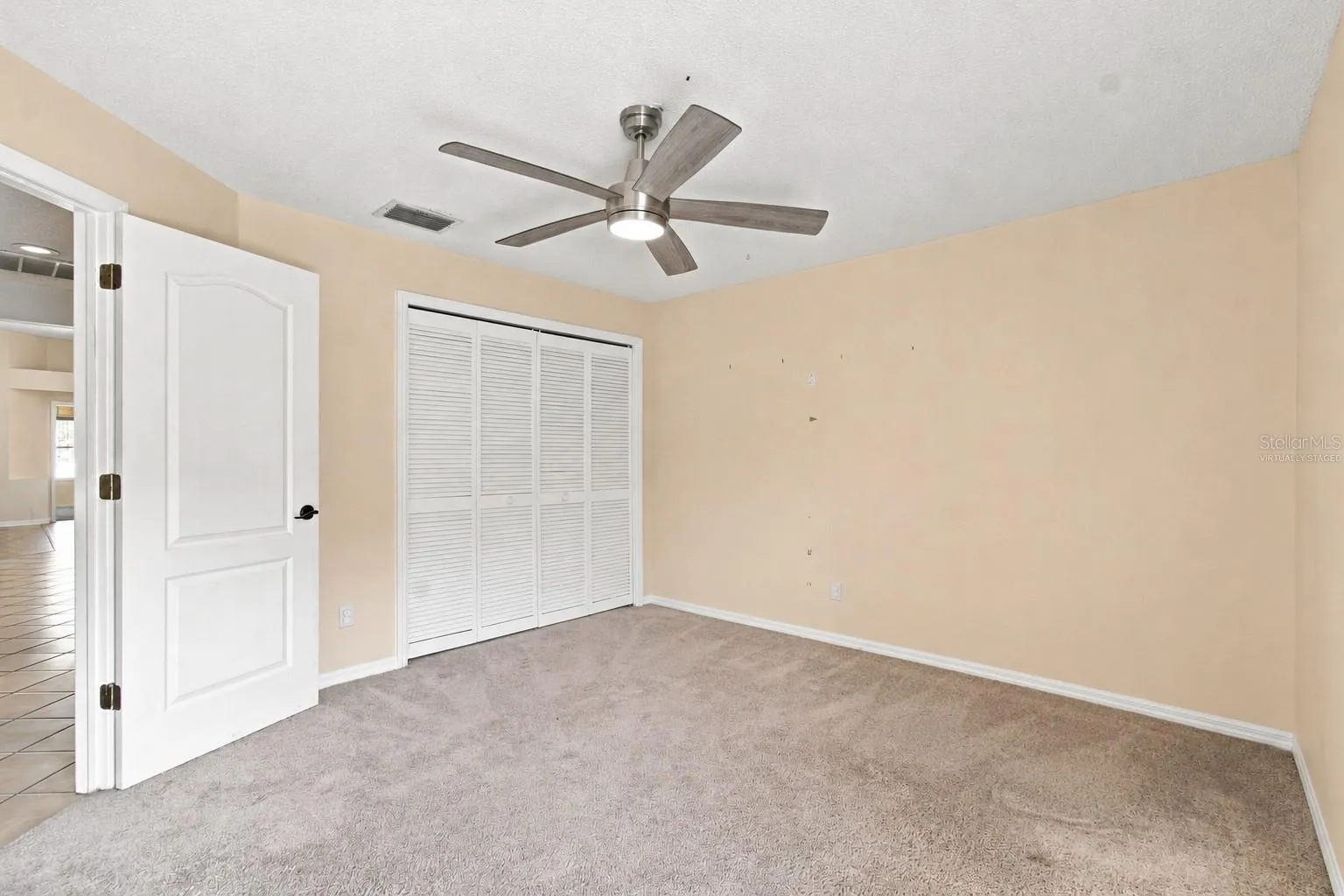 Virtually staged guest bedroom 2