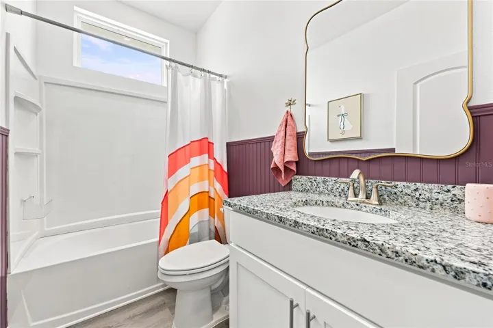 2nd Bathroom