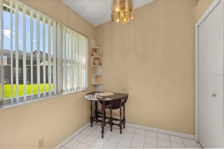 Breakfast nook