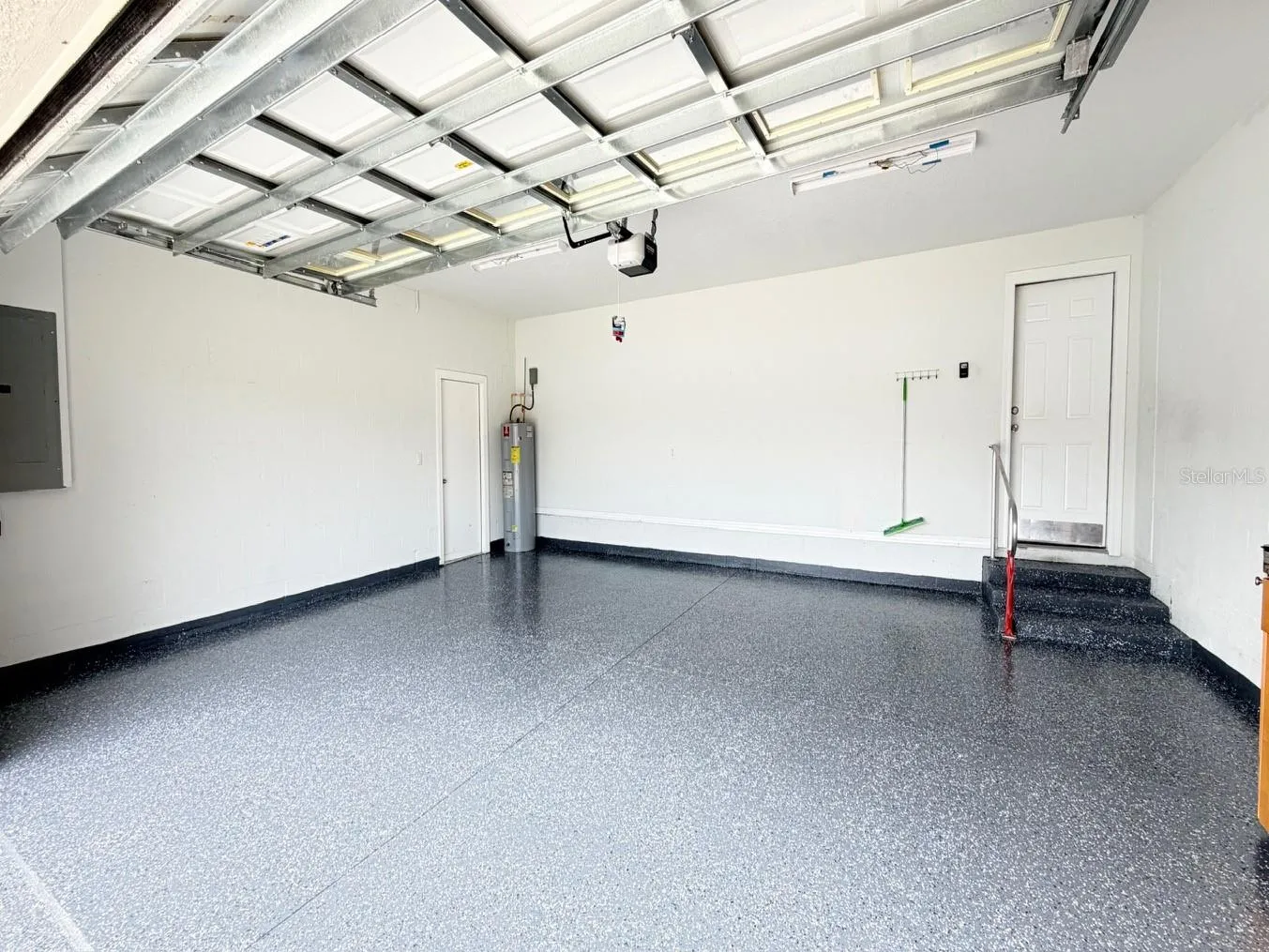 2 Car Garage
