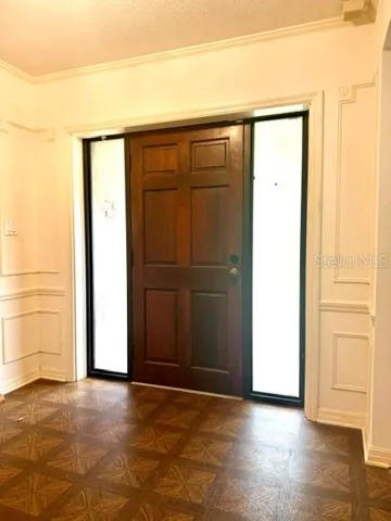 FOYER