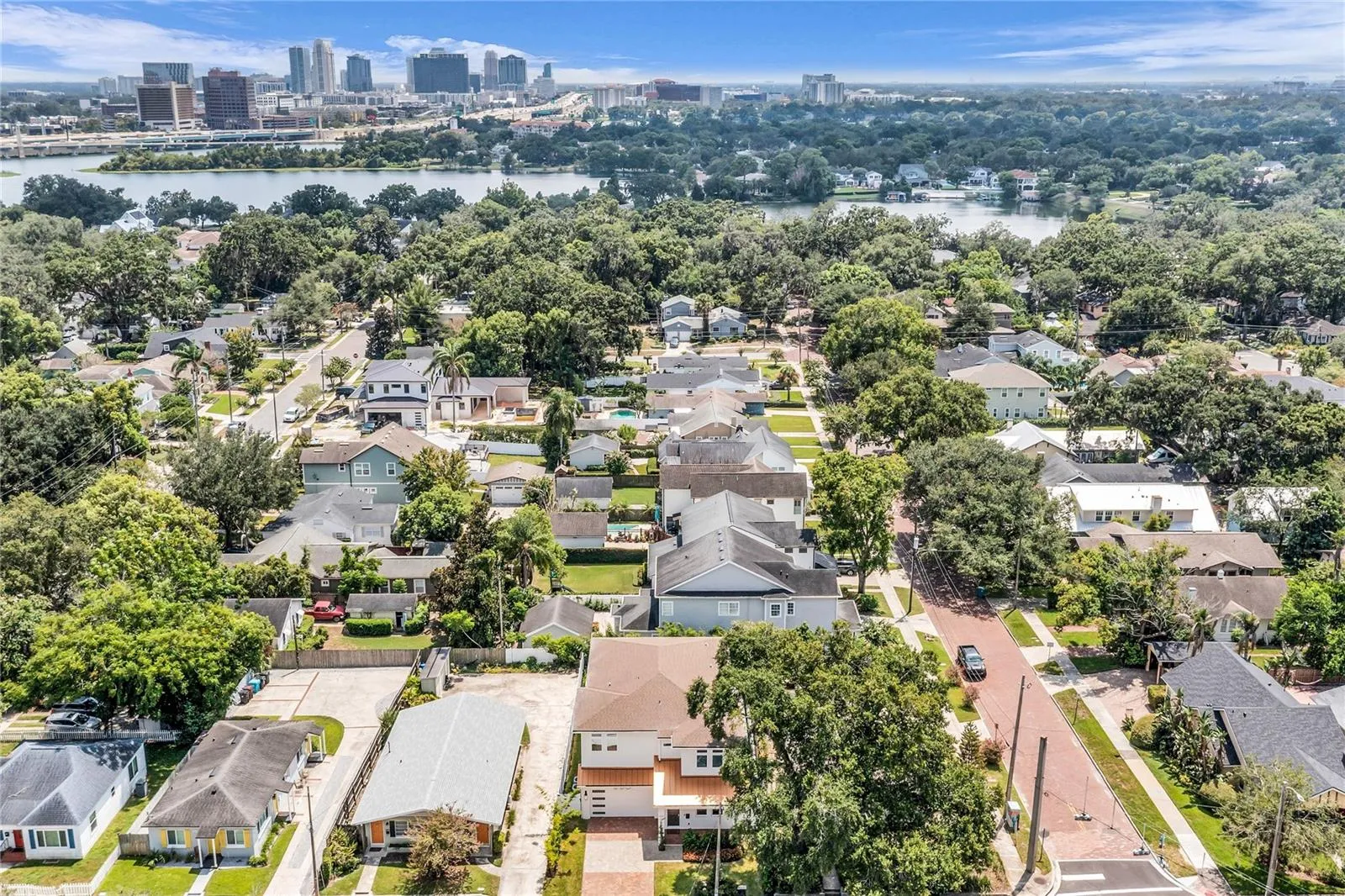 COVETED COLLEGE PARK LAKE IVANHOE DISTRICT!