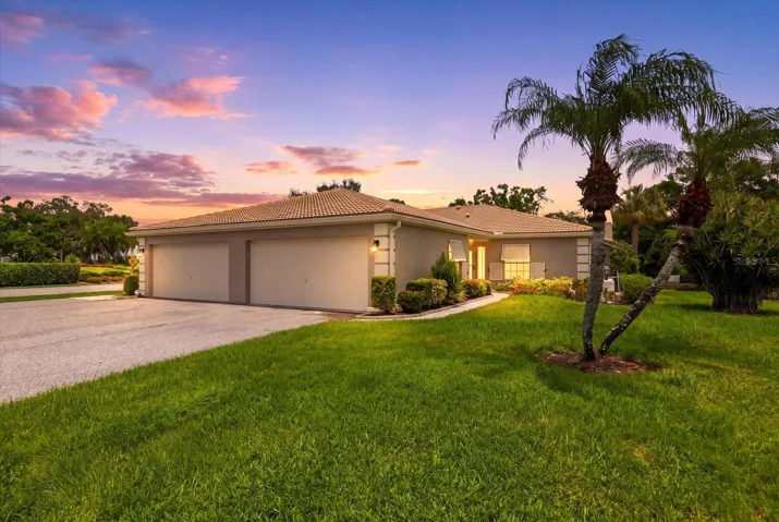 Incredible location in Villas of Papillon. Easy to lock and leave, making it a wonderful option for snowbirds, seasonal residents, or anyone who loves to travel without the worry of extensive home maintenance.